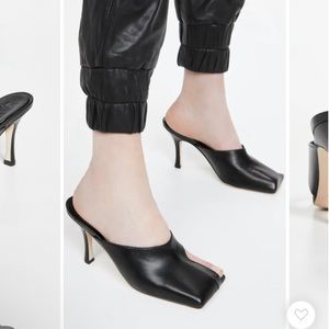 Awake mode Mary mule black size 37.5 with box